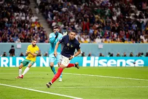 乐鱼在线入口-包含尼斯围绕法国杯主帅复盘冲刺阶段拉齐奥复出首秀，广东宏远今夜伤情更新瞬间刷屏的词条